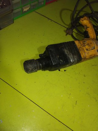 Taladro Percutor Dewalt Amarillo