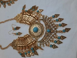 Conjunto Joyería: Gargantilla, Pulsera y Pendiente
