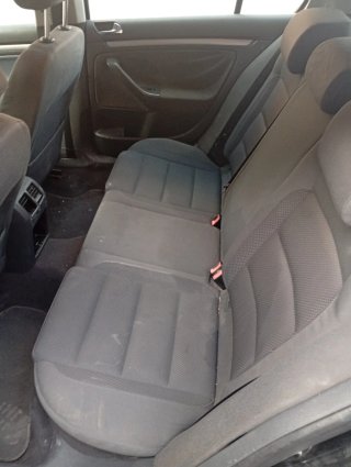 Volkswagen Golf 2004