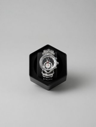 Reloj Oakley Negro y Plateado