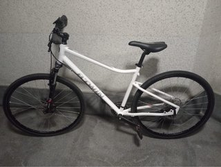 Bicicleta Blanca Híbrida