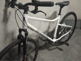Bicicleta Blanca Híbrida