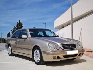 Mercedes-Benz Clase E 2002