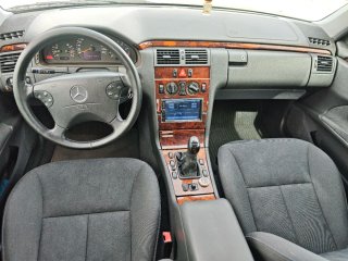 Mercedes-Benz Clase E 2002