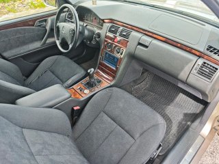 Mercedes-Benz Clase E 2002