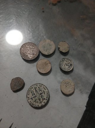 Lote monedas antiguas españolas sin limpiar