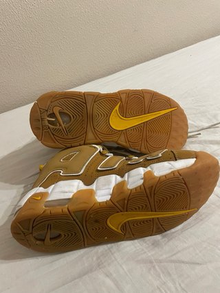 Nike Air More Uptempo T.39 Marrones/Amarillas