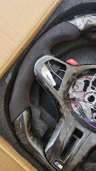 Volante BMW M Carbono Forjado LED