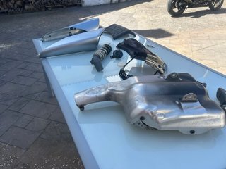 Lote Suzuki B-King 1300 piezas