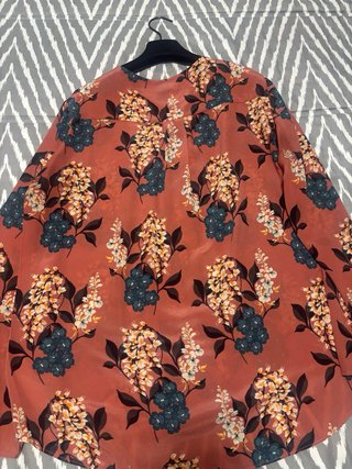 Camisa seda Massimo Dutti floral talla 42