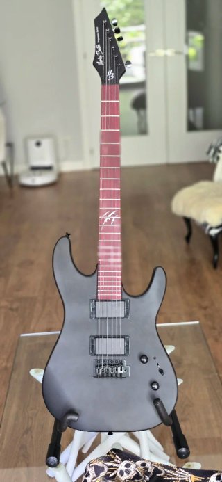 Guitarra Eléctrica Negra