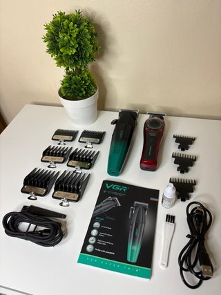 Pack VGR V-003 + Kemei KM-999 (Clipper + Trimmer)