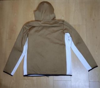 Conjunto Nike Tech Hombre Beige y Blanco