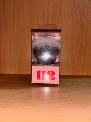 Brocha de Maquillaje 112 Negra y Rosa