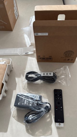 Proyector LG Cine Beam Q Portátil 4K UHD