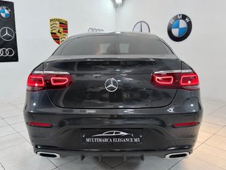 Mercedes-Benz GLC Coupé 2021 300de 306cv AMG LINE