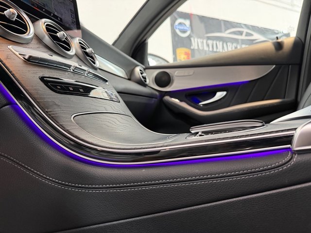 Mercedes-Benz GLC Coupé 2021 300de 306cv AMG LINE