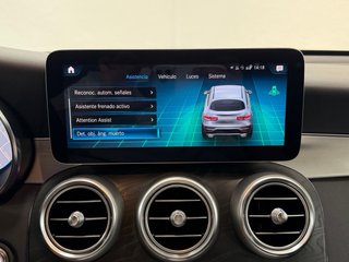 Mercedes-Benz GLC Coupé 2021 300de 306cv AMG LINE