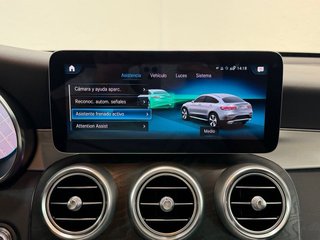 Mercedes-Benz GLC Coupé 2021 300de 306cv AMG LINE