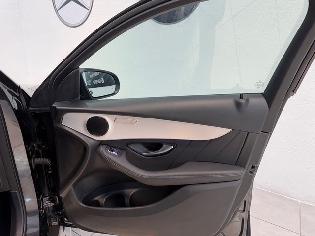 Mercedes-Benz GLC Coupé 2021 300de 306cv AMG LINE