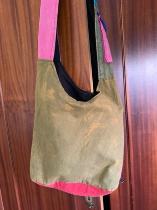 Bolso de tela multicolor con flores