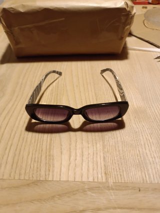 Gafas de sol mujer negras y multicolor