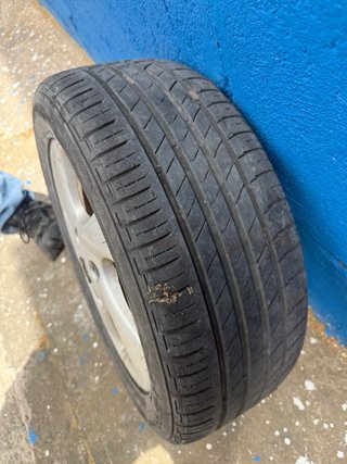 Llanta Peugeot 195/55R15 85V