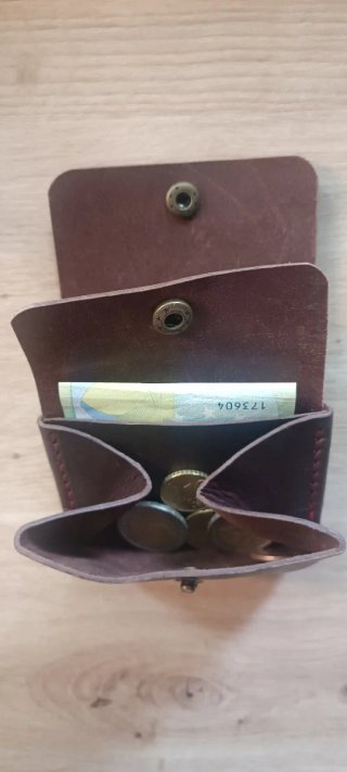 Cartera de cuero