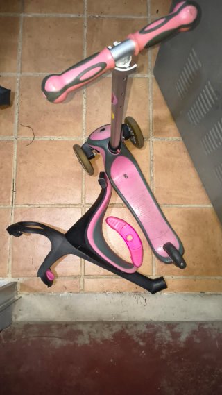 Monopattino Globber Evolutivo a 3 Ruote Rosa