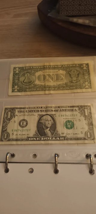Monedas y billetes de distintos países