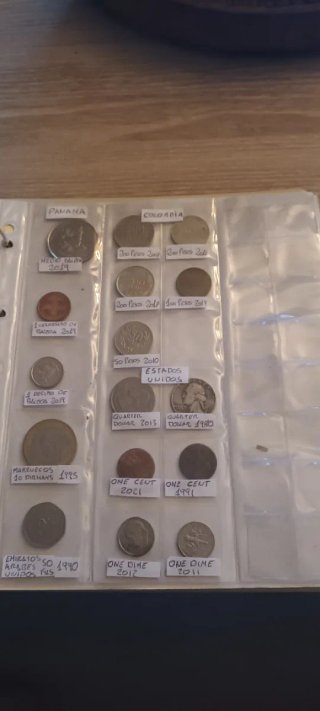 Monedas y billetes de distintos países