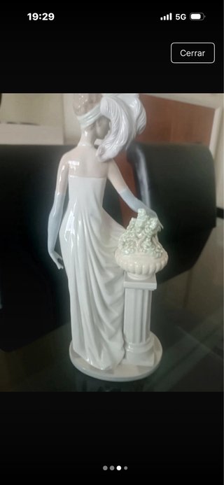 Figura Raquel  Histórica