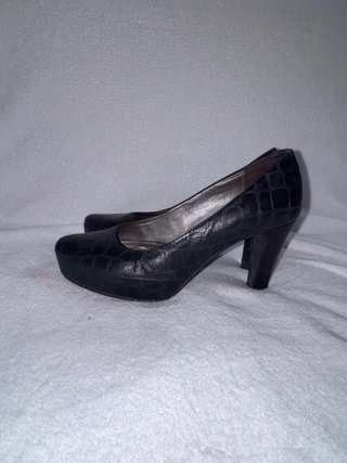 Tacones Unisa Piel Serpiente 9cm