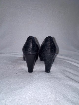 Tacones Unisa Piel Serpiente 9cm