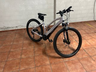 Bicicleta Eléctrica Specialized Mujer