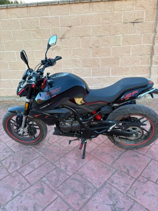 Hanway Furious NK 125 Naked Negra/Roja