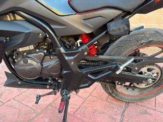 Hanway Furious NK 125 Naked Negra/Roja