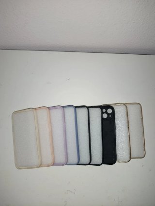 Fundas iPhone 15 (Varias)