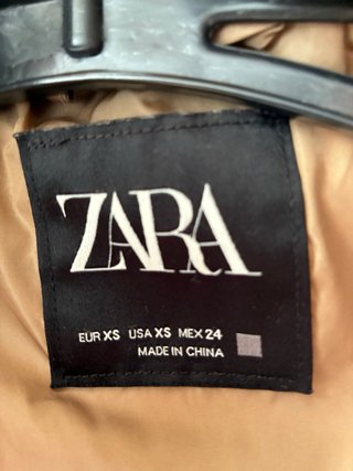 Plumífero Zara Beige/Marrón Talla XS