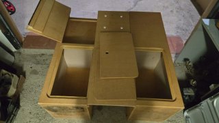 Equipamiento Camper: cajón madera,colchón,gas ....