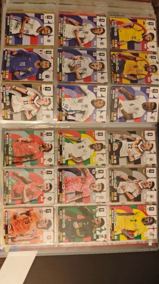 Álbum FIFA World Cup 2026 con más de 300 cartas