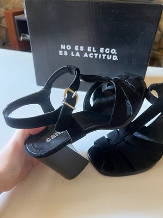 Sandalias tacón negras Camila’s