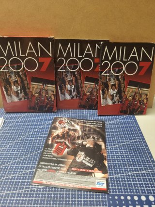 Cofanetto DVD + Libro A.C. Milan 2007
