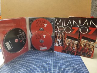 Cofanetto DVD + Libro A.C. Milan 2007