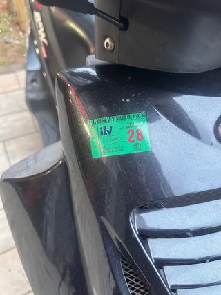 Kymco Bet & Win Scooter Negra
