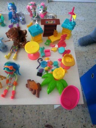 Muñecas Enchantimals y Accesorios