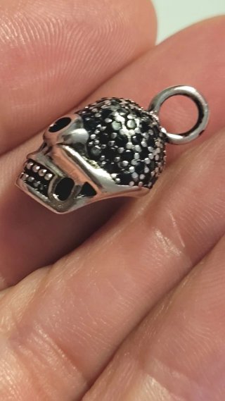 Plata 925 Charm Calavera Circonitas Negra