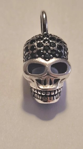 Plata 925 Charm Calavera Circonitas Negra