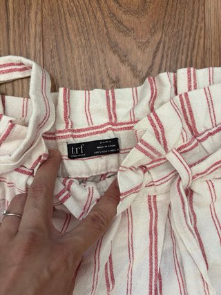 Falda Zara Rayas Rojas Talla S