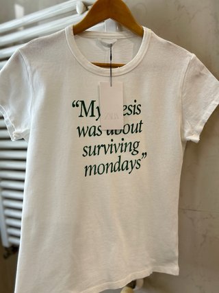 Camiseta Zara My thesis (Talla L pequeña para M)
